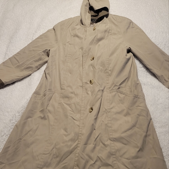 Gallery XS Tan Women’s Long Rain Coat - Picture 2 of 4